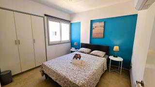 Modern Retreat: 2br Stylish Apt with Comfy Rooms! Smart TV with 200MBPS Internet - 6