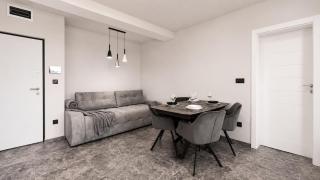Art Suite - Private Parking - 9