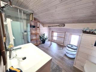 Finn Lodge - 1
