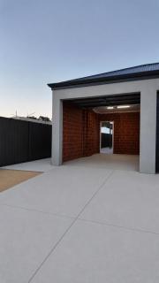 Eden Haven - Cozy Home in Wellard near Train & Rockingham Beach - 5