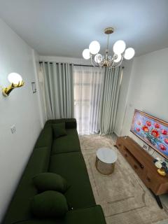 Cozy Modern 1BR with views on 10th floor at TSAVO APARTMENTS near TRM 15 mins to CBD - 0