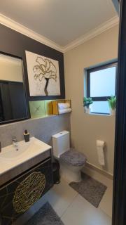 Chrome Edge Smart Apartment - 4