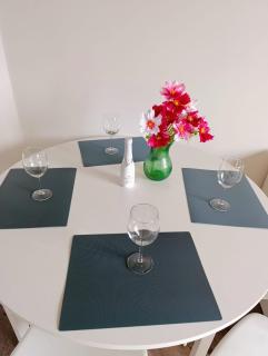 Brand New studio apartment #20 near center with FREE street parking - 5
