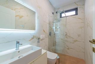 Luxury Apartment with Shared Pools - Evianamar I - 4