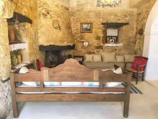 Garofano Traditional House - 1