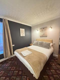 The Trafalgar - 3