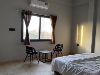 Bhagwati Hotel And Rooms - 4