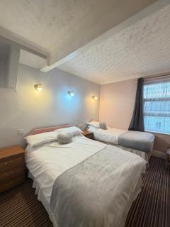 The Trafalgar - 6