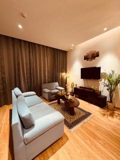 The Quite Corner - 6
