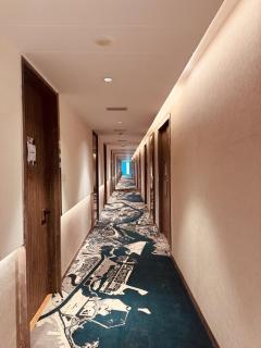 The Quite Corner - 3