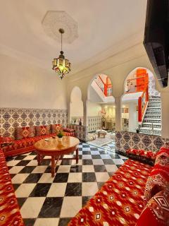 Two Unique Stays, Jacuzzi Apartment & 3BR Riad with Terrace - 2