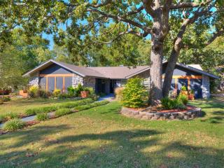Ironwood House 5BR Tulsa Heated Pool - 6