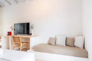 Drio Kythnos Suites - 2