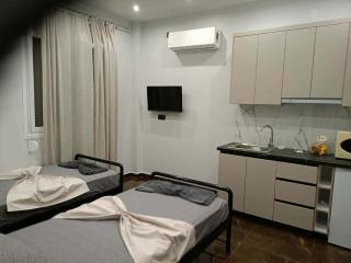 Britannia Apartments - 2