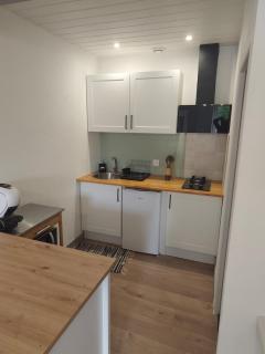 Independent studio in our property - 1