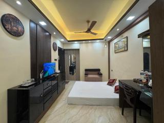 Ostro Inn Royal Studio Apartment Shakespeare Sarani - 8