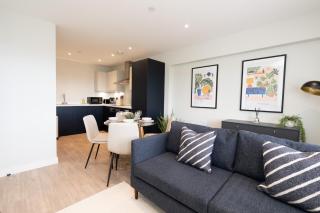 Church House Apartments By Guestz - 4