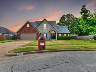 Family-Friendly Gem in Jenks - 5