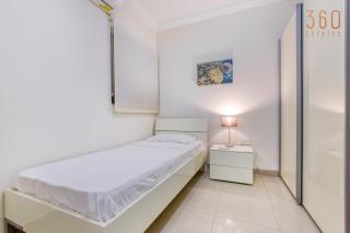 Sliema Gem 3 Bedrooms with Terrace Steps from the Sea - 4