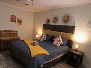 Rhodesdene Guesthouse - 6