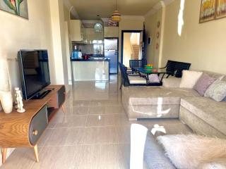 Beautiful Beach House in La Sirena - 9