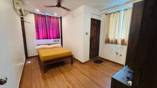 Hotel Royal Nest Inn - 5