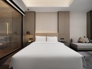 Crowne Plaza Dujiangyan by IHG - 7