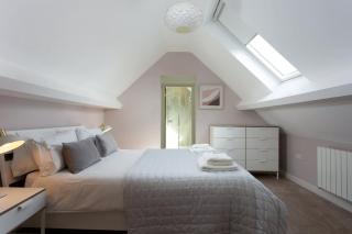 Luxury Farmhouse Getaway for Groups - 6