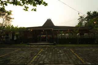 Ghanata Wooden House - 8