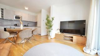 Riverside Residence 1,01 - 8