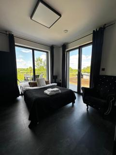 Modern Rancho - apartamenty nad rzeką, przy stadninie koni - 5