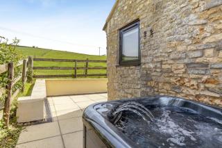1 Bed in Wyke Champflower oc-a34177 - 9