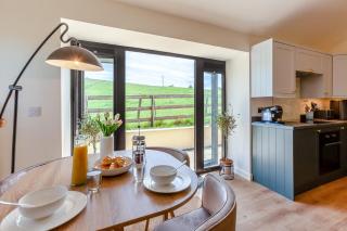 1 Bed in Wyke Champflower oc-a34177 - 8