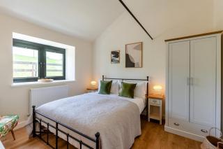 1 Bed in Wyke Champflower oc-a34177 - 3