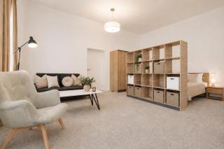 ALURE RESIDENCES 10 - 24h self check-in & private parking next to the apartment building included, CITY CENTER right on SNP Square in a quiet passage, new building, best deal in town - 9