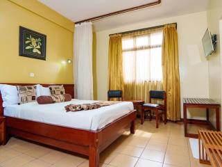 Hennessis Hotel - Nairobi - 0