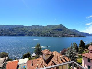 Cristoforis Lake View House - 0