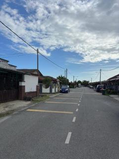 Alor Setar Kuala Kedah 3 Rooms 2 Bathroom - 6