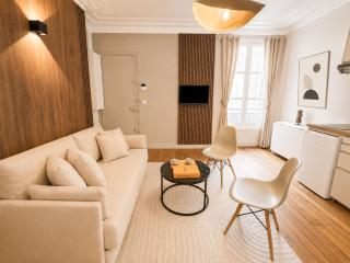 Louvre - Premium apartment for 4 - 0