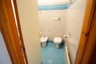 Trilocale fronte mare con piscina condominiale - 1
