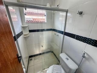 Casas no Residencial Mont Sião com 1, 2 ou 3 suítes (todas com ar condicionado) condomíno a poucos metros da praia de Taperapuã (Axé Moi), com 2 piscinas adulto, 2 infantil, sauna e 2 portarias, casas com internet privativa 300MBPS - 1
