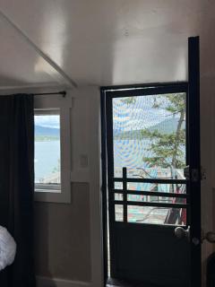 Shore Acres -Cabin 5 - 8