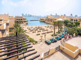 Novotel Bahrain Al Dana Resort - 7