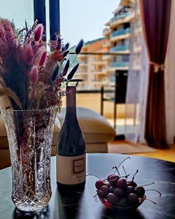 City center luxurious apartment - 8