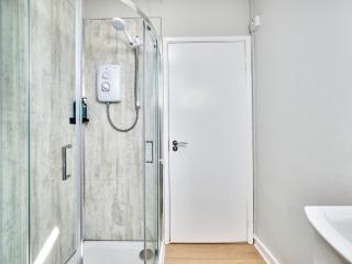 No3 Princess Blue Apartments - 3
