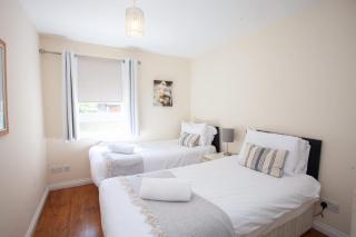 Homely Flat close to Centre with Free Parking - 4