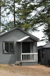 Shore Acres -Cabin 7 Lakeview - 7