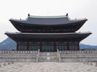3 mins from Konkuk University Station, 10 mins walk from Seongsu Station - 4