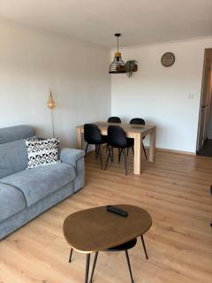 Studio 202 Aurora - 2