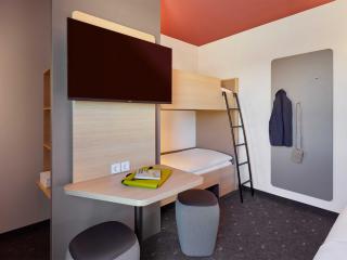 B&B HOTEL Fürth-Hardhöhe - 8